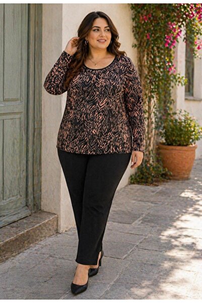 THEBEK Μπλούζα από Λύκρα και Βισκόζη – Το σημείο όπου τα κομψά και τα άνετα σ...