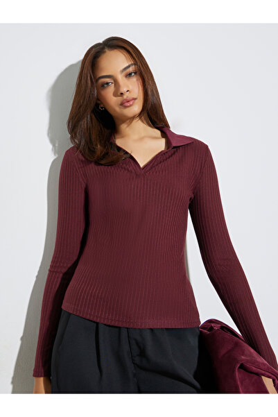 Styli Burgundy Textured Knit Top with Open Collar
