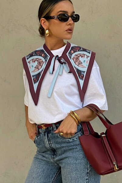 The Champ Clothing Γυναικείο μπλουζάκι oversize Aegean Rouge με αξεσουάρ γιακ...