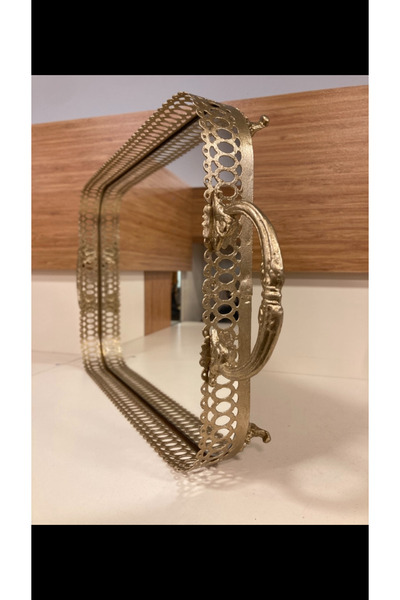 PLUS HOME صينية مستطيلة بمقبض من النحاس اللامع بلون مطفي مقاس 37×25 سم