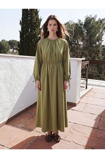LC Waikiki LCW Modest Belden Oturtmalı Poplin Elbise