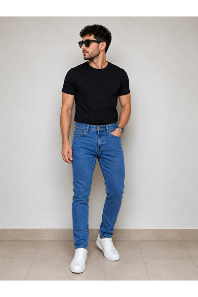 jeneric Men's Jeans