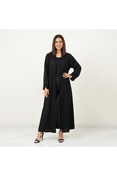 HAWRAA ABAYA عباية لف سوداء مزينة بشك على الواجهة والأكمام