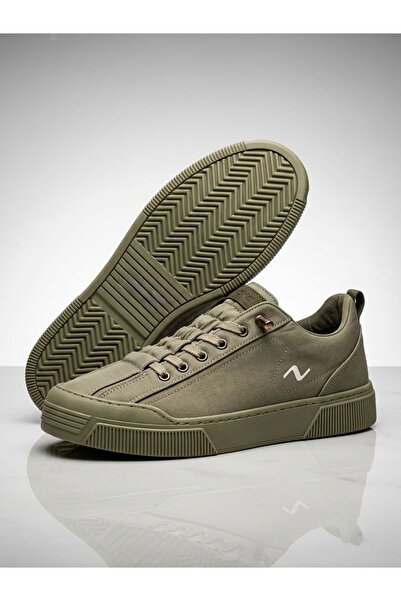 Passeri Shoes حذاء رياضي رجالي من قماش الكاكي مزين بتفاصيل من الميموري فوم وأ...