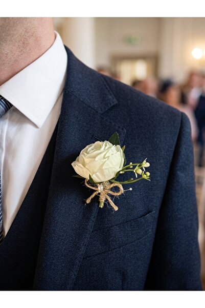 Bridal Luxe Beyaz gül damat yaka çiçeği