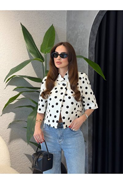 By Merve Darende ZR Model Kısa Kollu Crop Blazer Ceket