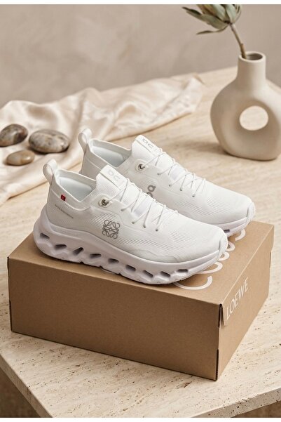 CLOUD Cloudtilt loewe all white sneakers