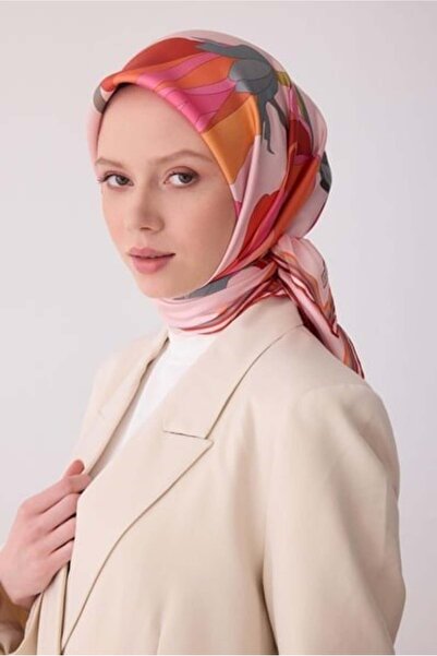 Belli Pembe Çiçek Desen %100 Twill İpek Eşarp 4303-55