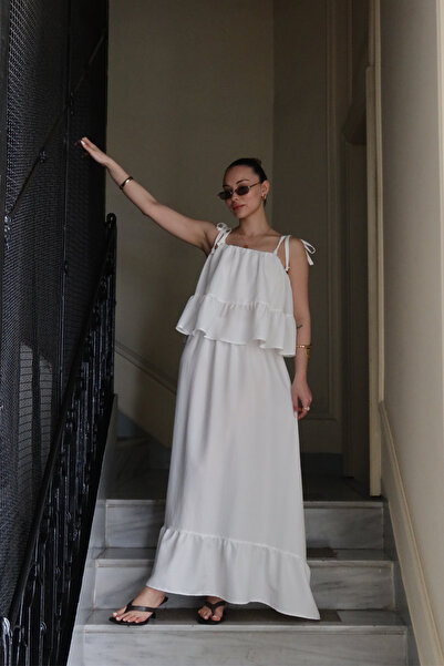 thelowely Flawered Sleeved Blouse and Skirt Set