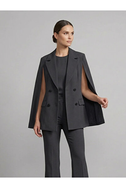 CRYSTALİA Sırtı Taş İşlemeli ve Pelerin Detaylı Kruvaze Blazer Ceket