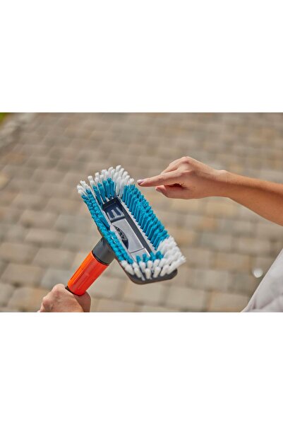 Gardena Cleansystem Yıkama Fırçası Sert