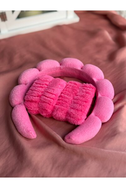 ADAA GIFT Kadın Pofuduk Taçlı Peluş Bileklikli Yıkama Seti - Spa Seti