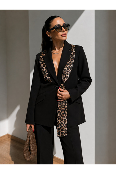 Selence Kadın Leopar Fular Detaylı Siyah Blazer Ceket
