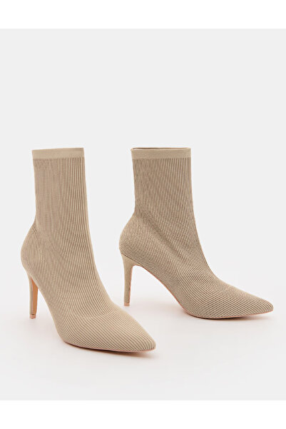Evendi Botine, Bej
