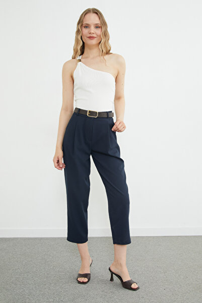 Fulla Moda Belt Detail Pleated Pocketed Trousers