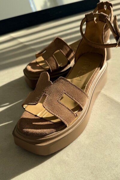 nope21shoess صندل كوزي توبراك من الجلد الطبيعي