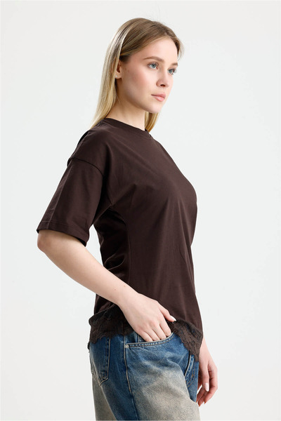 ROSE ARYA Brown Asymmetrical Cut Lace T-Shirt