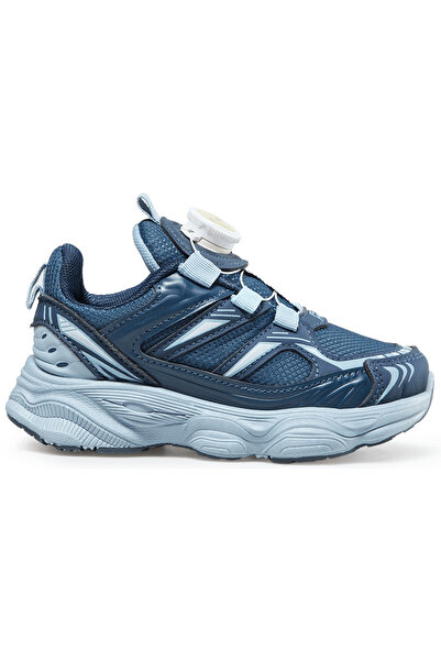 Victory Sneaker