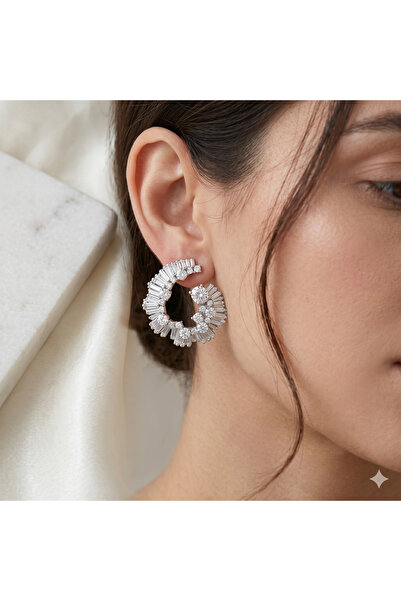 CRYSTAL SHINE TAŞ DETAYLI HALKA KÜPE