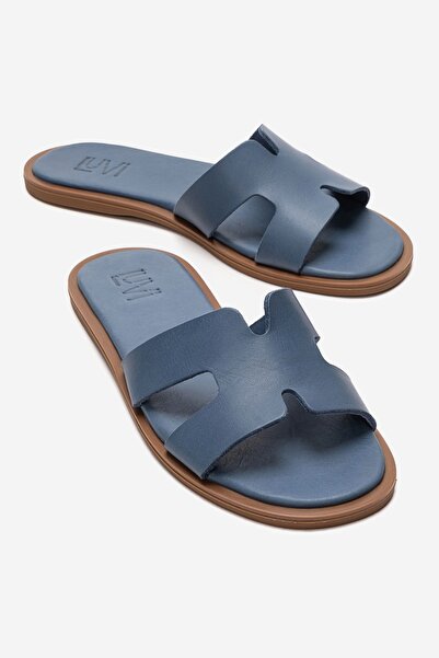 LuviShoes شبشب نسائي من الجلد الطبيعي باللون الأزرق من BIORA