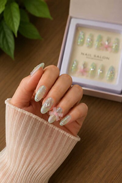 Kinlee Lüks Tasarım Takma Tırnak 10'lu Set – Taşlı Fiyonklu Nude Press On Nail