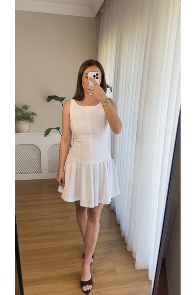 Butikrenginyılmaz Backless Flared White Gabardine Dress