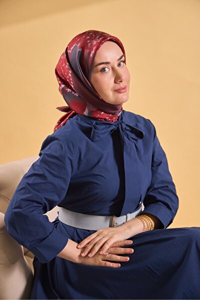 Silk Home وشاح تويل إيبك بلوم باللون الأحمر الداكن 90x90