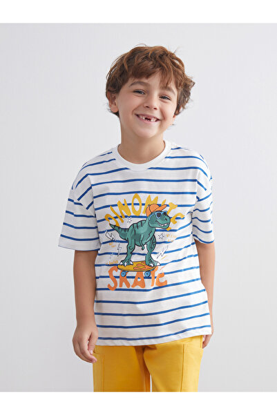 LC Waikiki Tricou cu guler rotund și pantaloni scurți pentru băieți, set de 2...
