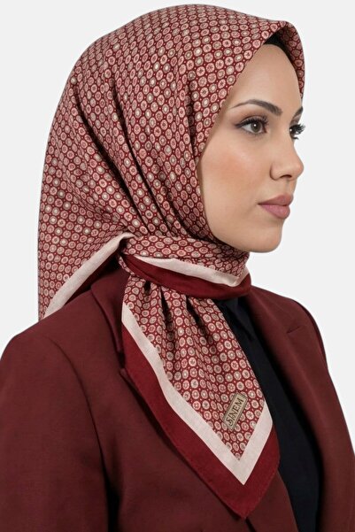 hadiora Women's Burgundy Beige Geometric Pattern Stitched Writing