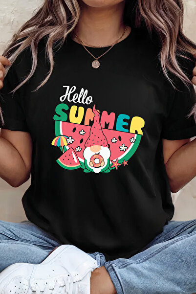Sarah's Boutique Women's T-shirt – 100% cotton – Gnome Summer