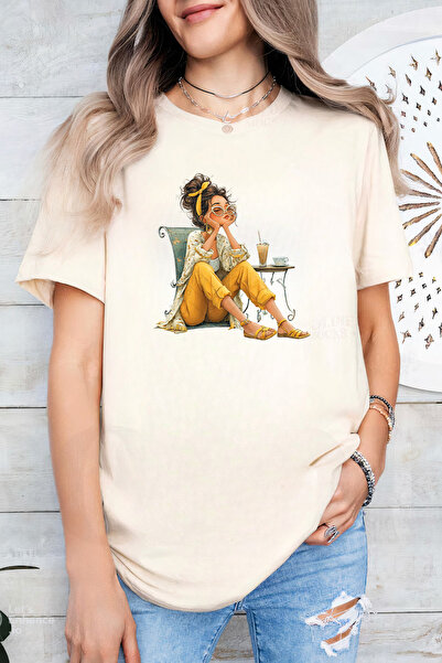 Sarah's Boutique Women's T-shirt – 100% cotton – Cafe Chair