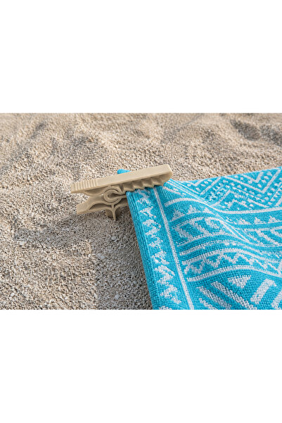 L MAN Sand-Resistant Beach Towel Fixing Pegs – Anti-Wind Towel Clips 4 Pieces