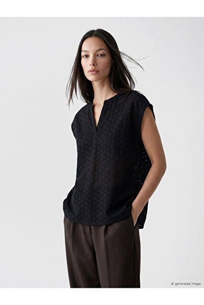 LC Waikiki Nevavm V-Neck Embroidered Blouse with a Difference