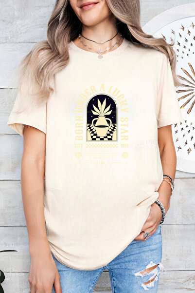 Sarah's Boutique Women's T-shirt – 100% cotton – Lucky Star