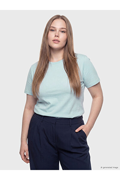 LC Waikiki Plus Size Crew Neck Women's T-Shirt