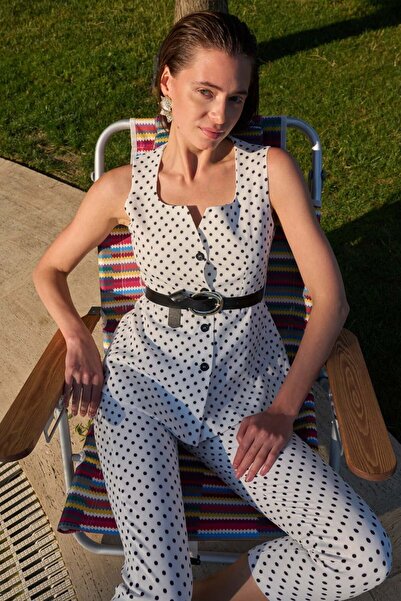 BARRELS AND OIL Women's button-front polka dot vest with belt - white