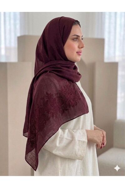 Veil Designer Two-layered veil with rose embroidery on both ends. 190*60