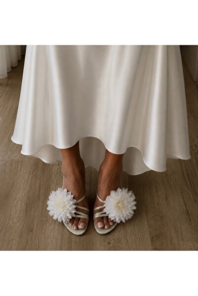 FloresDeCarnaval Bridal Bloom 👰🏻‍♀️Beyaz Çiçekli Klipsli Ayakkabı Aksesuarı...
