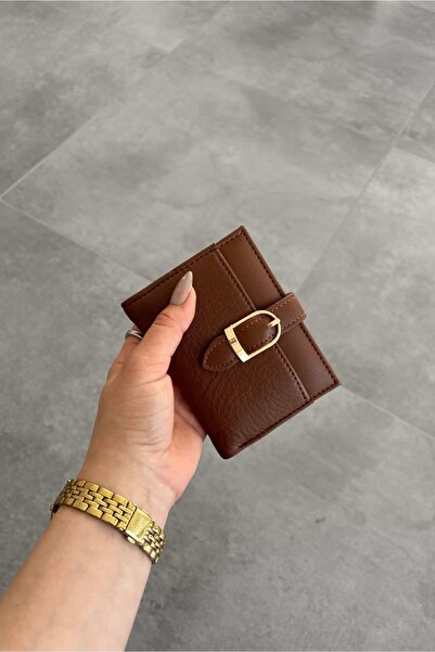 Yuka Atelier Mary Buckle Detailed Medium Wallet