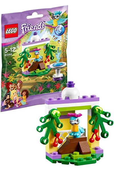 LEGO Macaw's Fountain Friends