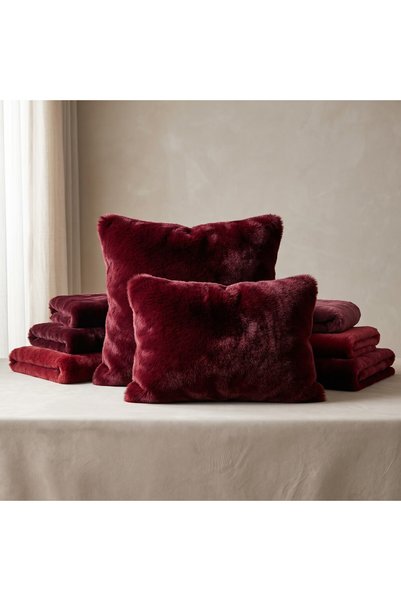 Framgan Nube Throw Pillow Burgundy Plush Textured Decorative Throw Pillow