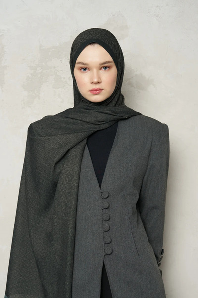 Madame Polo Double-Sided Premium Shawl with Leopard Pattern - Smoked