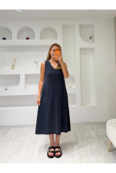 İrka Moda Pike V Yaka Ön Pervazlı Kolsuz Elbise