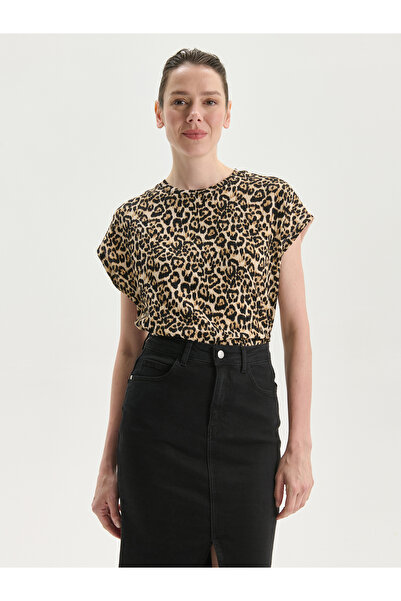 LC Waikiki Tricou de damă cu imprimeu leopard și guler rotund