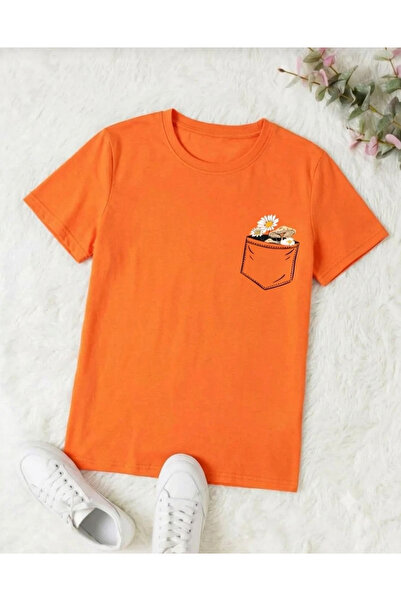 UNCİA OUTDOORS Women's Daisy Pocket Detailed Crew Neck Oversized Wide Fit T-S...