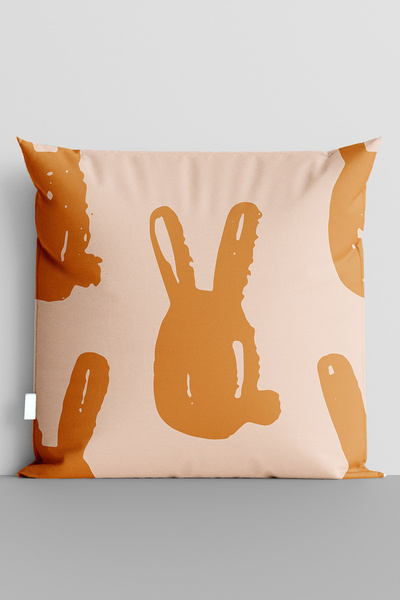 TicaretJet غطاء وسادة برتقالي مطبوع رقميًا على الوجهين من Orange Rabbit - 5595