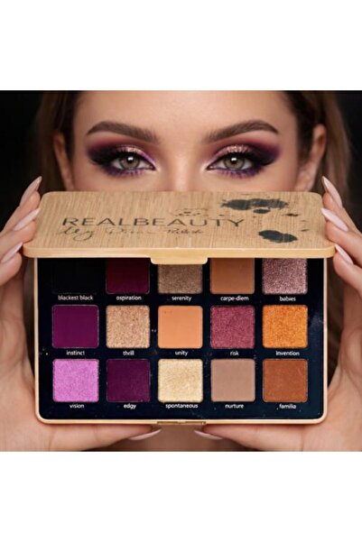real beauty Large size eyeshadow from