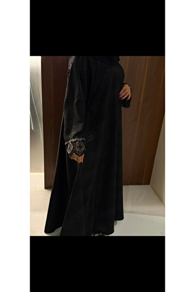Advantages of Rehana Abayas Rehana double-layered abaya