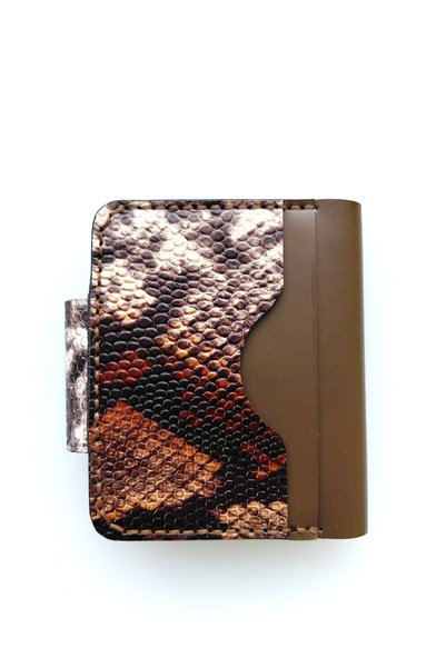 LUNA LUSTER Genuine Leather Snake Print 8-Compartment Brown Cream Minimalist Card Holder & Wallet Drc79