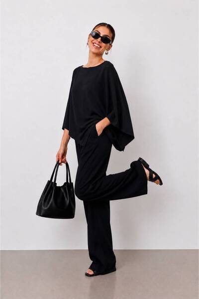 Hira Clothing Flowy Viscose Asymmetrical Relaxed Fit Poncho